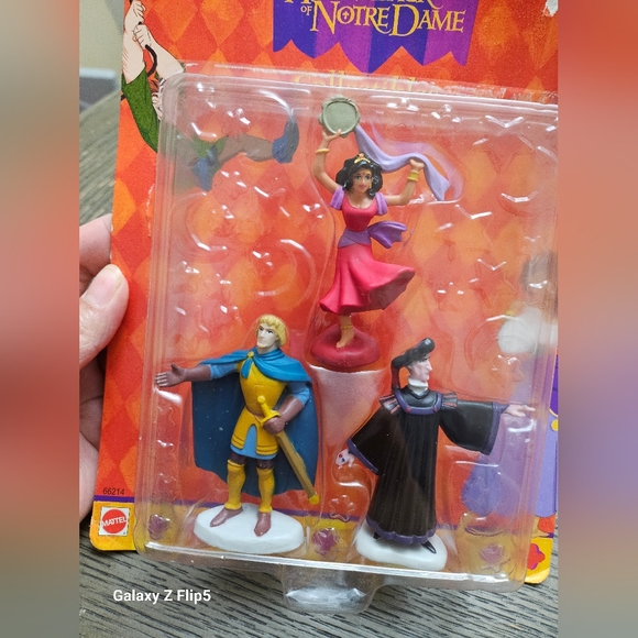 Disney's The Hunchback of Notre Dame collectable figures lot - Picture 6 of 8